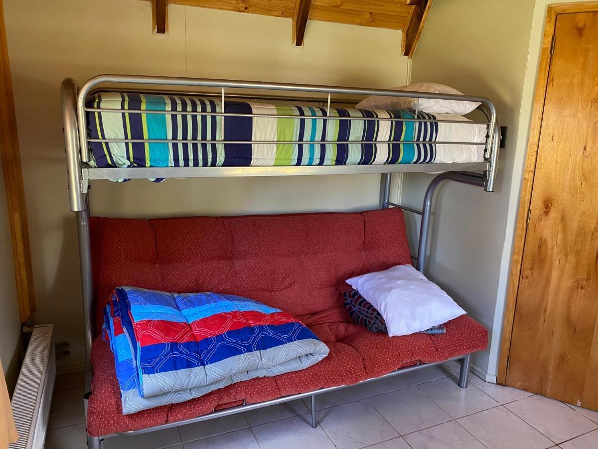 Hostal Los Pioneros Puerto Natales Esterno foto